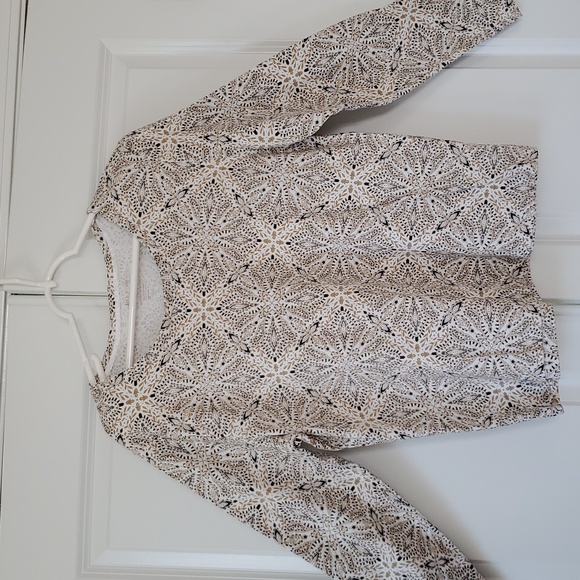 UP TO 50% OFF!! White Stag XL 16-18 Women's L.S. Blouse. - Picture 1 of 6